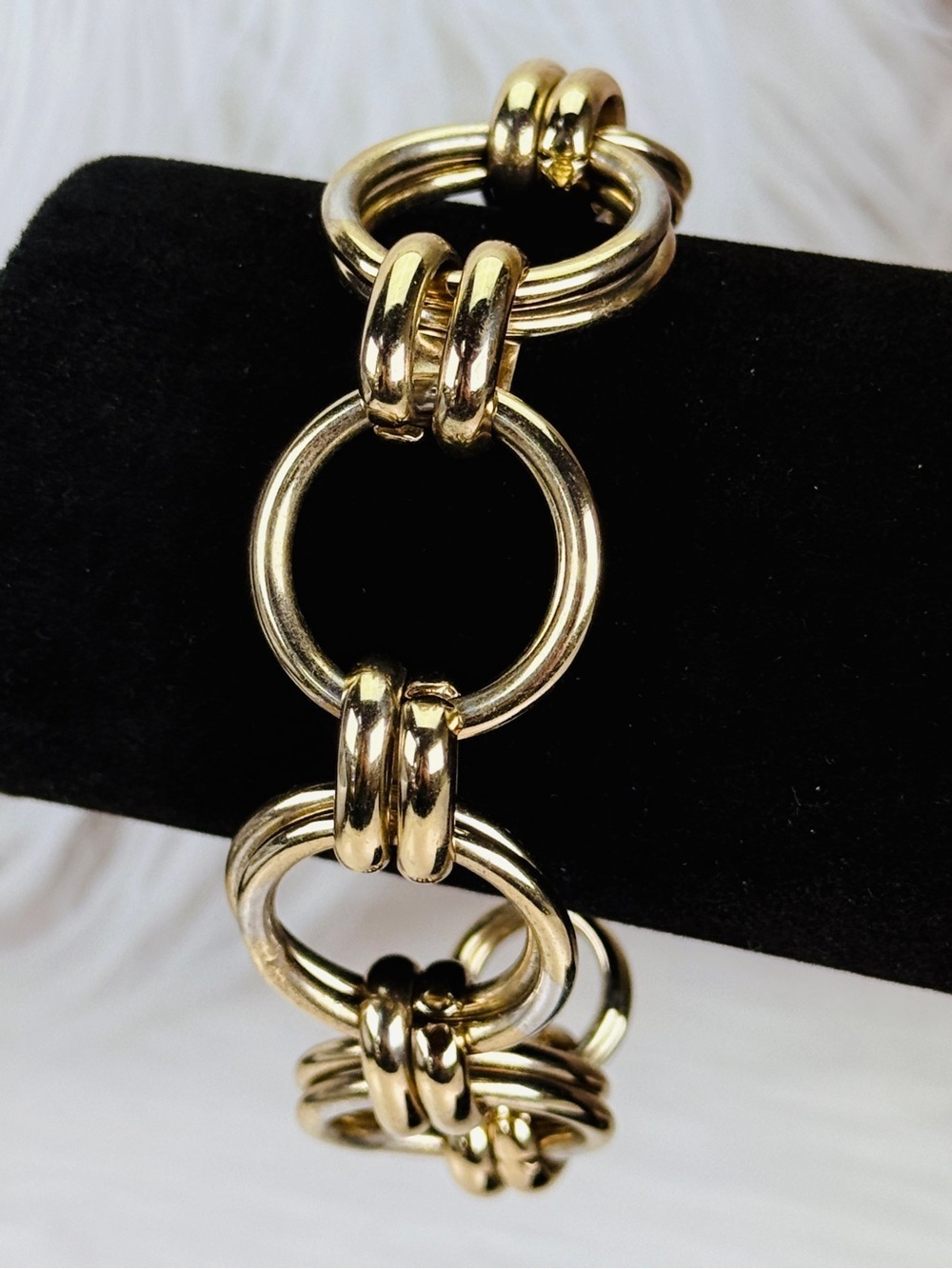 Vintage aged light, goldtone chain, toggle closure, bracelet